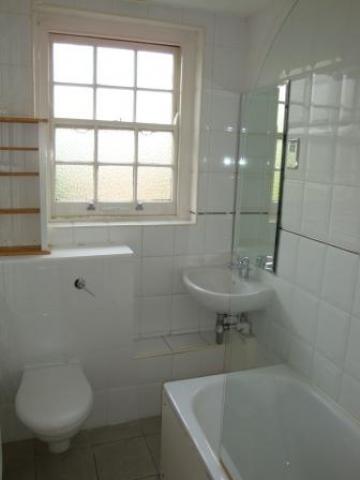 			3 Bedroom, 1 bath, 1 reception Flat			 Hamilton Terrace, ST JOHNS WOOD